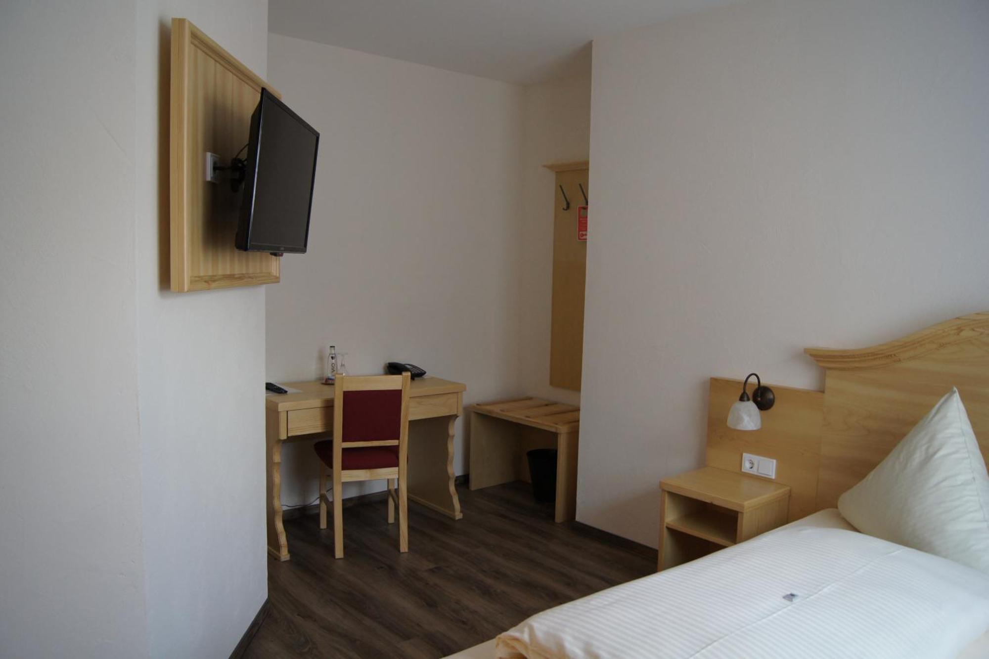 Gasthof Schoenau Heilsbronn Quarto foto